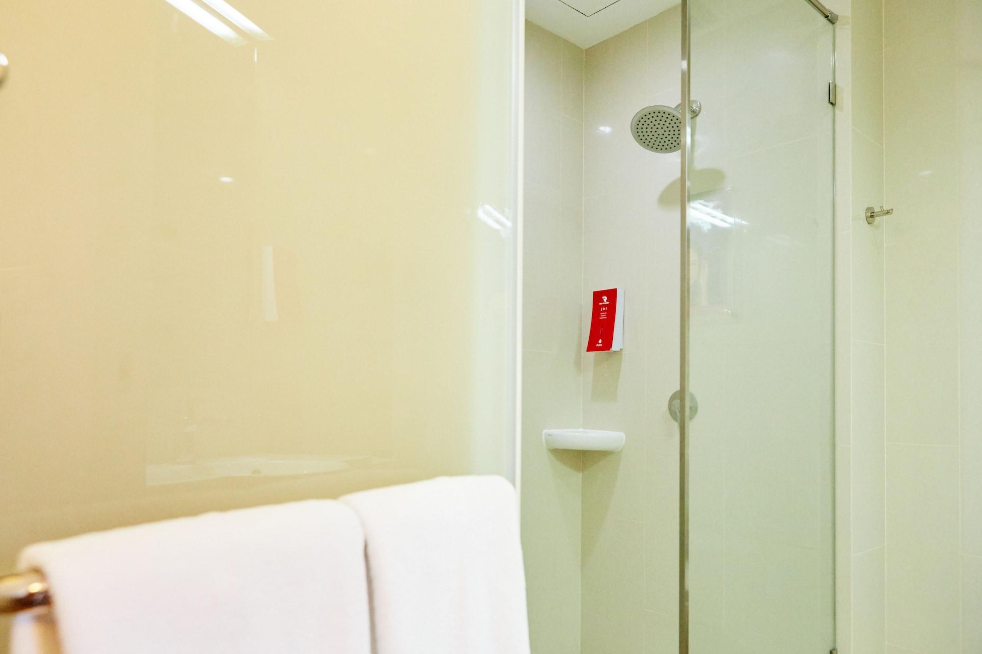 Monoloog Hotel Bekasi Kültér fotó
