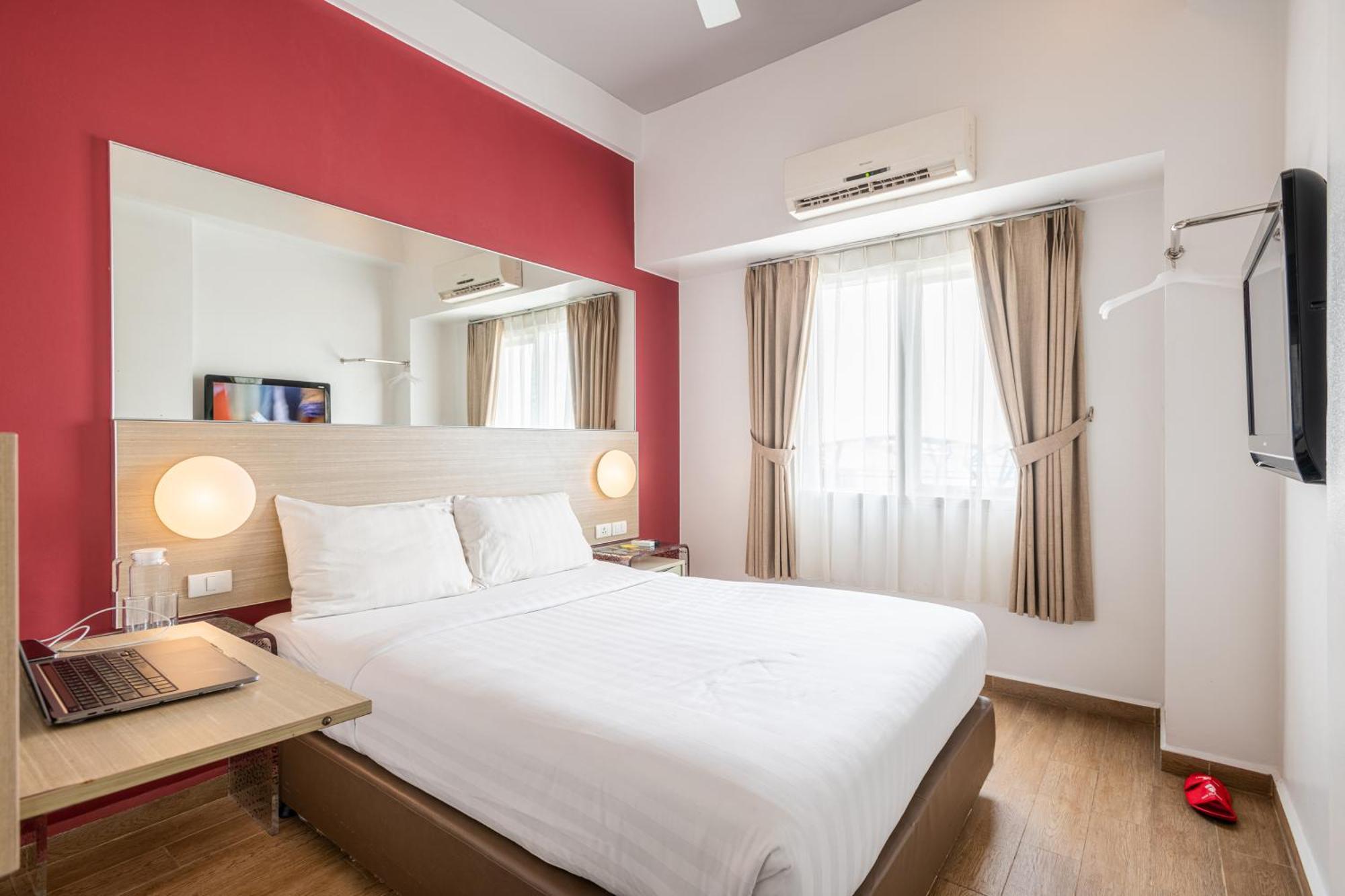 Monoloog Hotel Bekasi Kültér fotó
