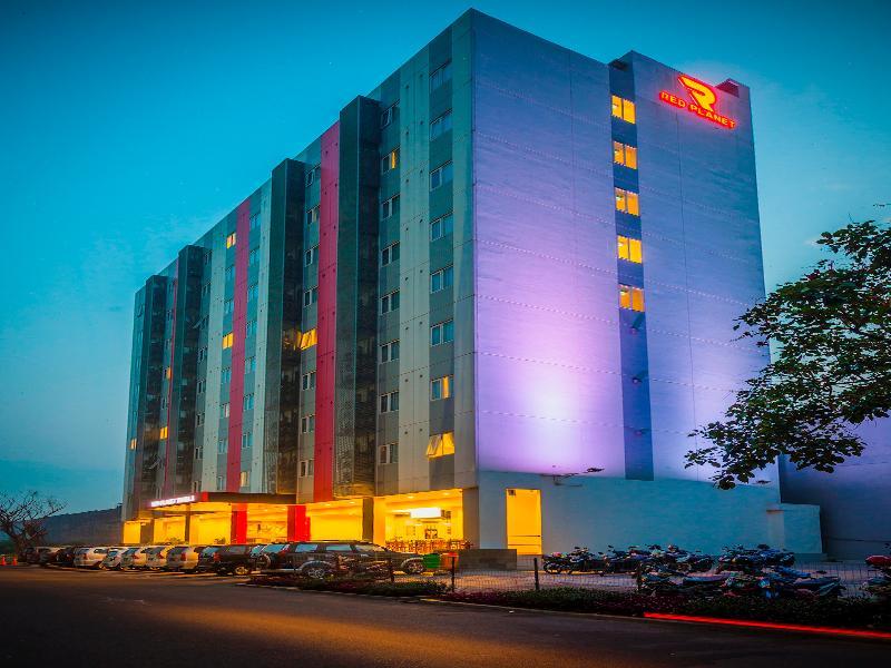 Monoloog Hotel Bekasi Kültér fotó