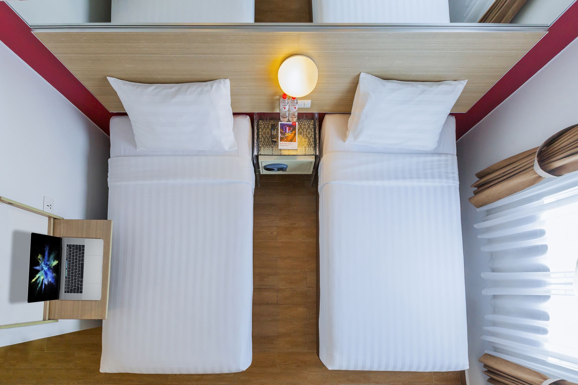 Monoloog Hotel Bekasi Kültér fotó